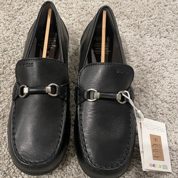 Geox Other - Geox Boys New Fast Slip-On Loafers Black Leather Size 3 NWT